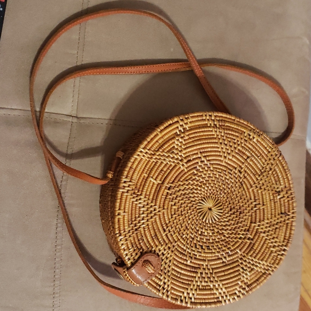 Rattan Crossbody Bag! Gem